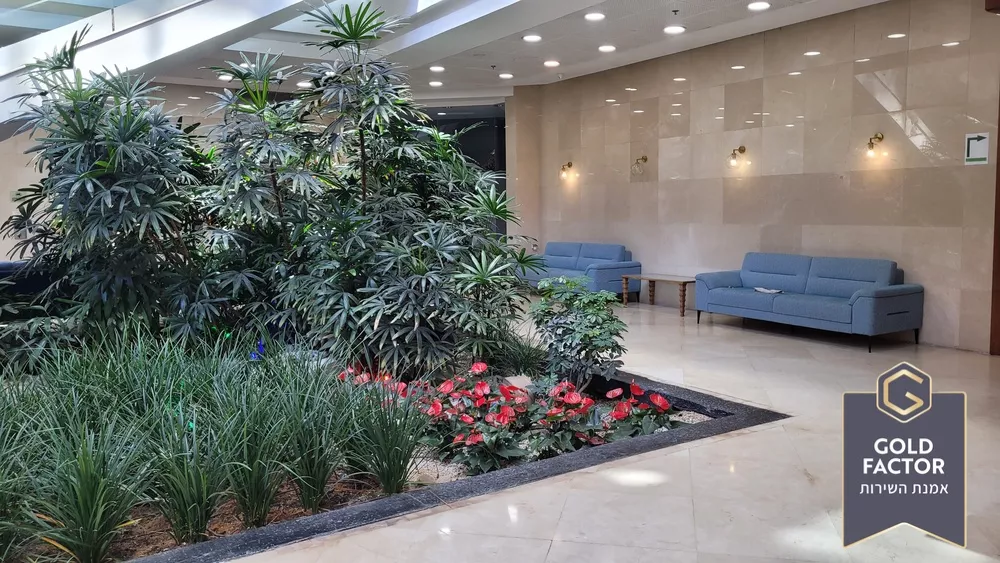 בית אבות lux care הוד השרון